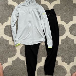 Womens size medium Nike set